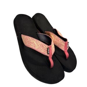 Women’s TEVA Pink Yellow Flip Flops Sandals Shoes Size 11